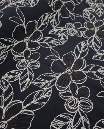Embroidered linen 150cm